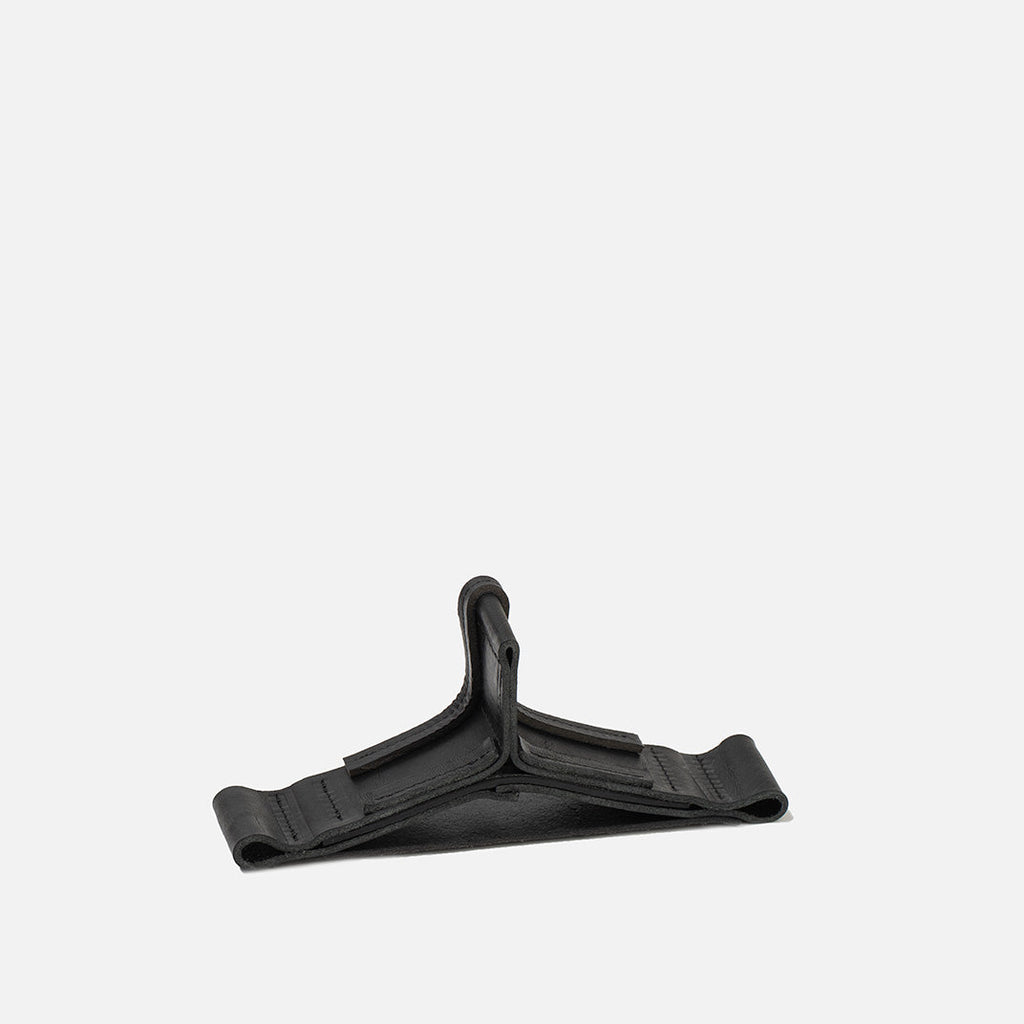 Geometric Goods Leder-Stand für AirPods Max