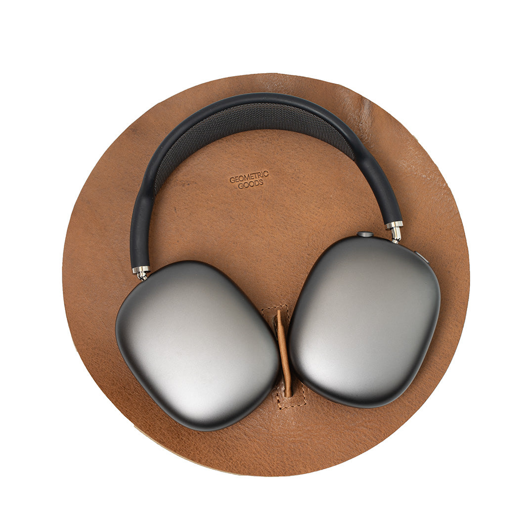Geometric Goods Leder-Ablage für AirPods Max